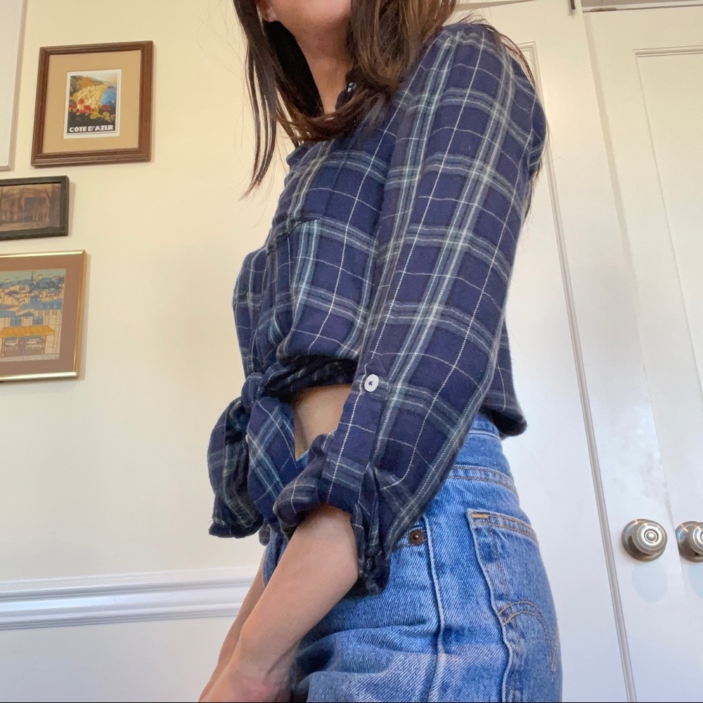 Flannel - Picture 2 of 4